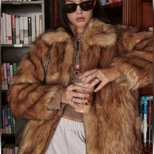 🐻 Abercrombie & Fitch Faux Fur Jacket 🐻